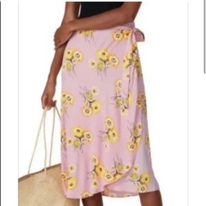 Wrap Midi Skirt in Dutch Dandelions